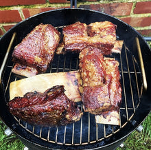 Load image into Gallery viewer, BeardSmoke “Deluxe” Mini-Un BBQ Smoker
